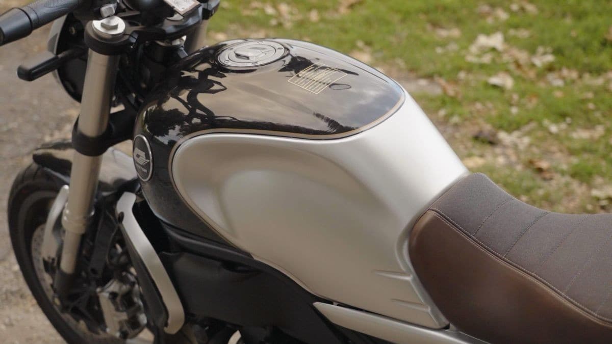 QJ MOTOR SRV 550: Media a sorpresa